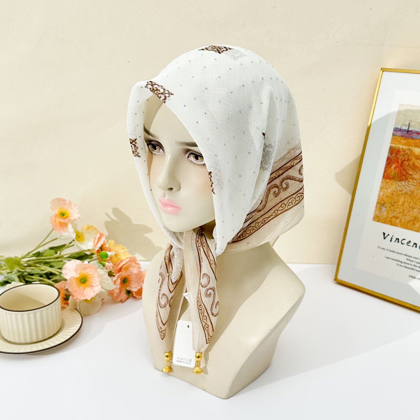 Hijab Wanita Motif Etnis Putih - Go Ethnic Fashion ulasan dan harga